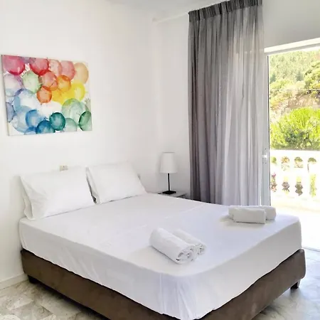 Haus Risos Next Generation Toroni